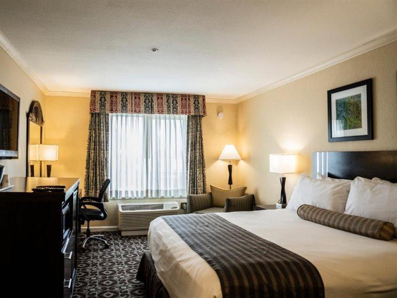 Days Inn By Wyndham Concord Bagian luar foto