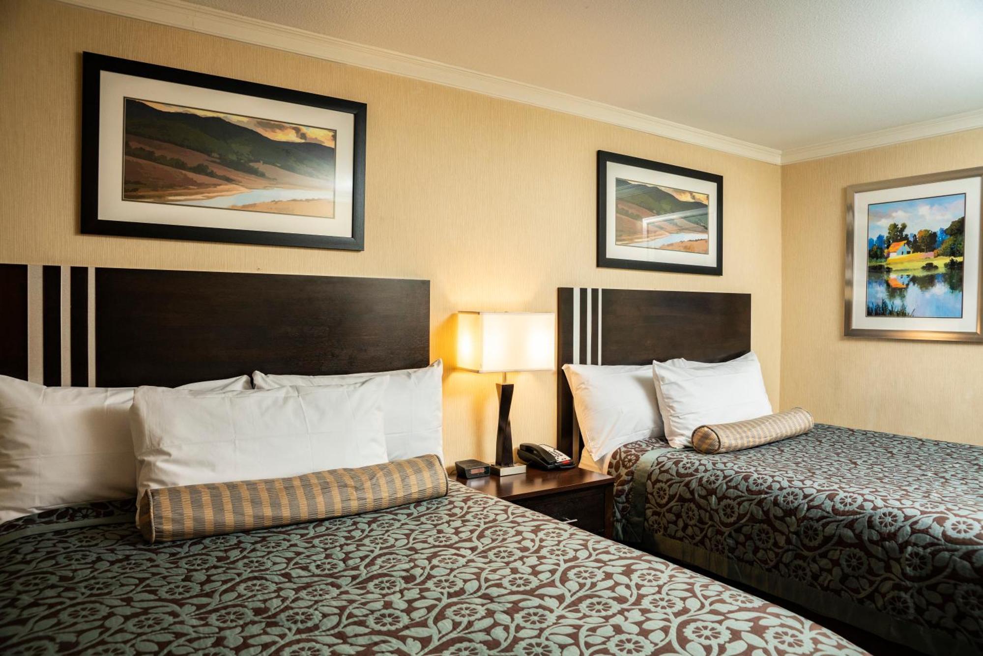 Days Inn By Wyndham Concord Ruang foto