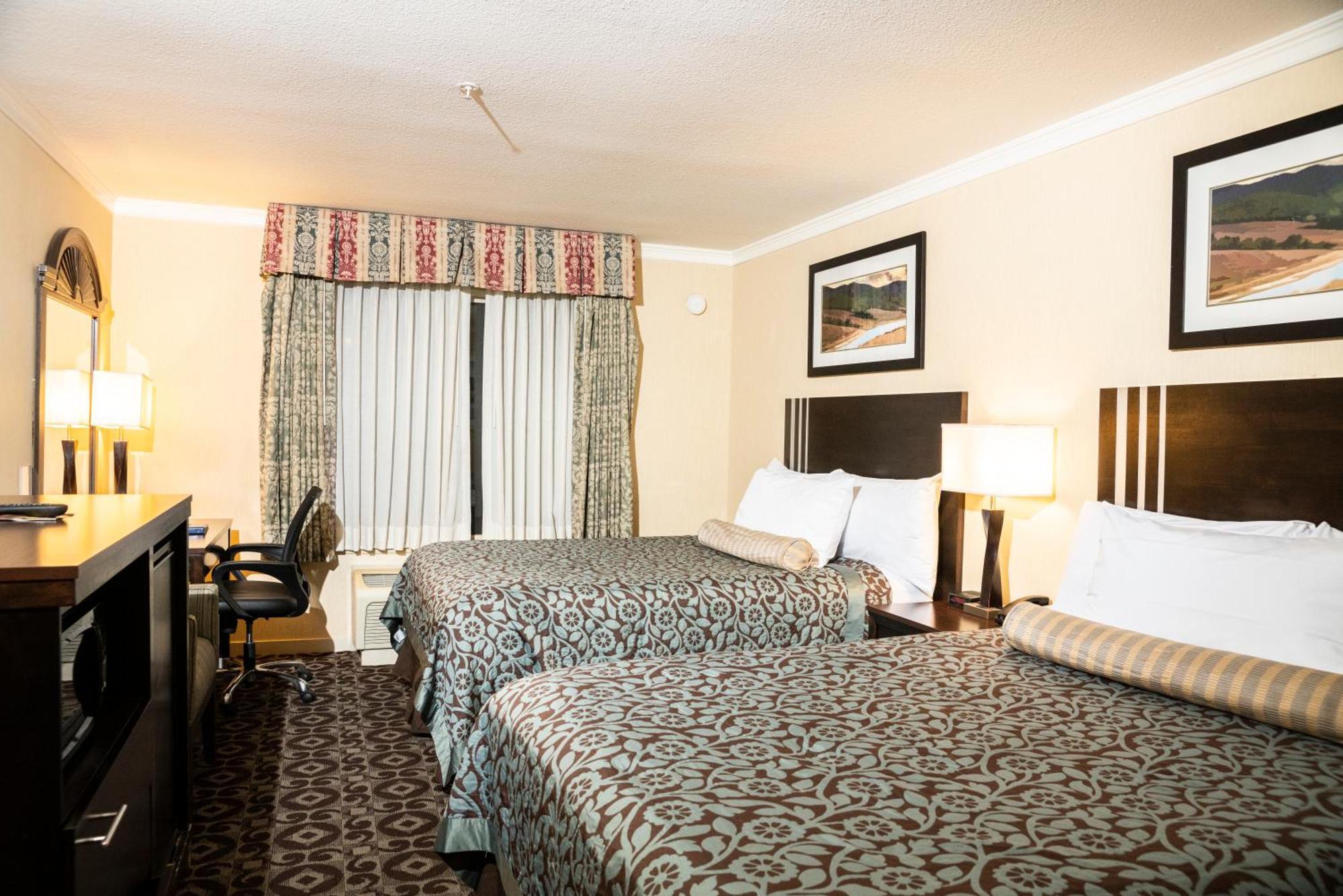 Days Inn By Wyndham Concord Ruang foto