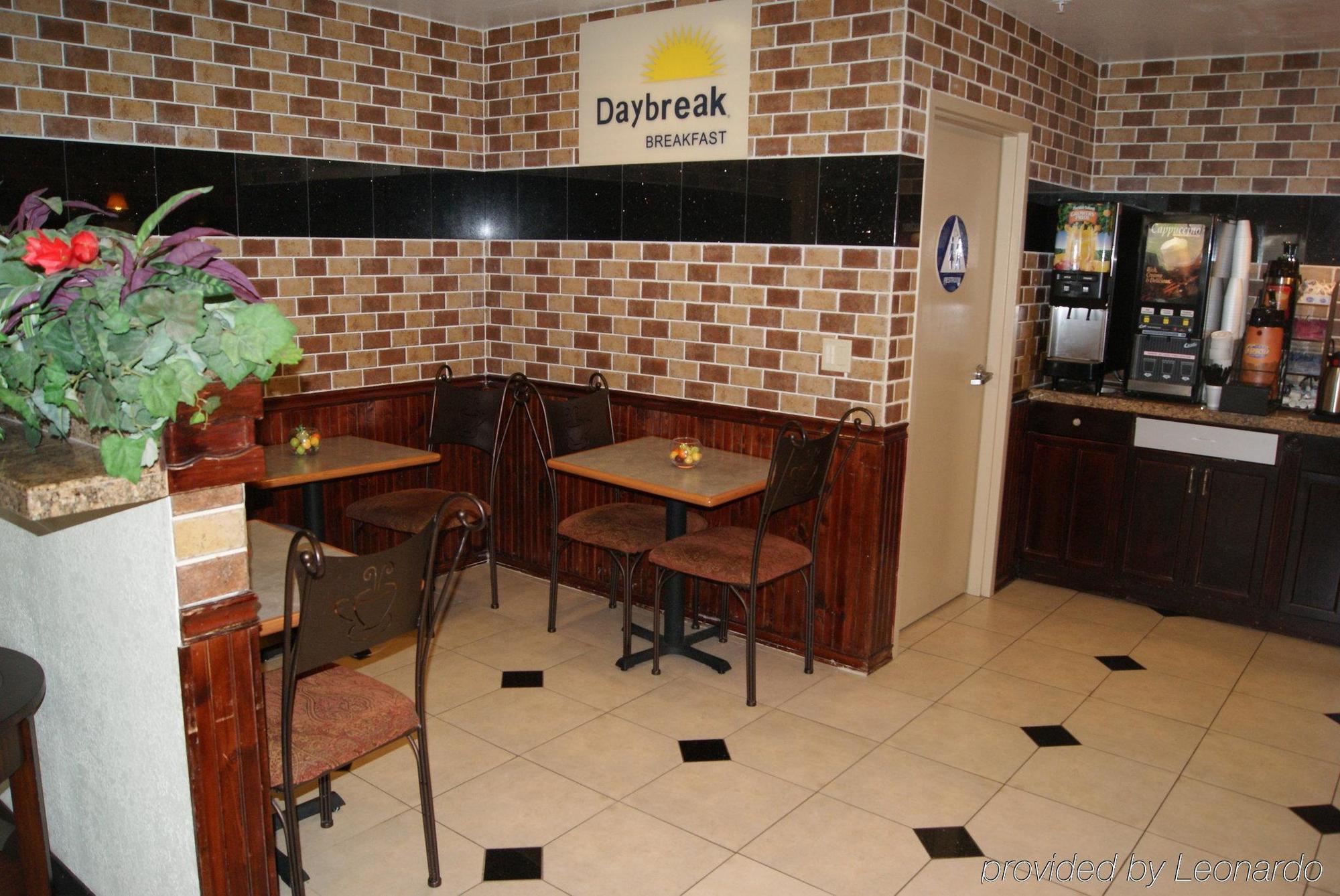 Days Inn By Wyndham Concord Restoran foto